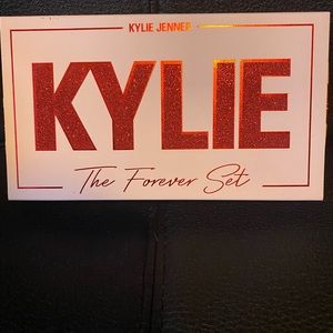 Kylie cosmetics the forever set